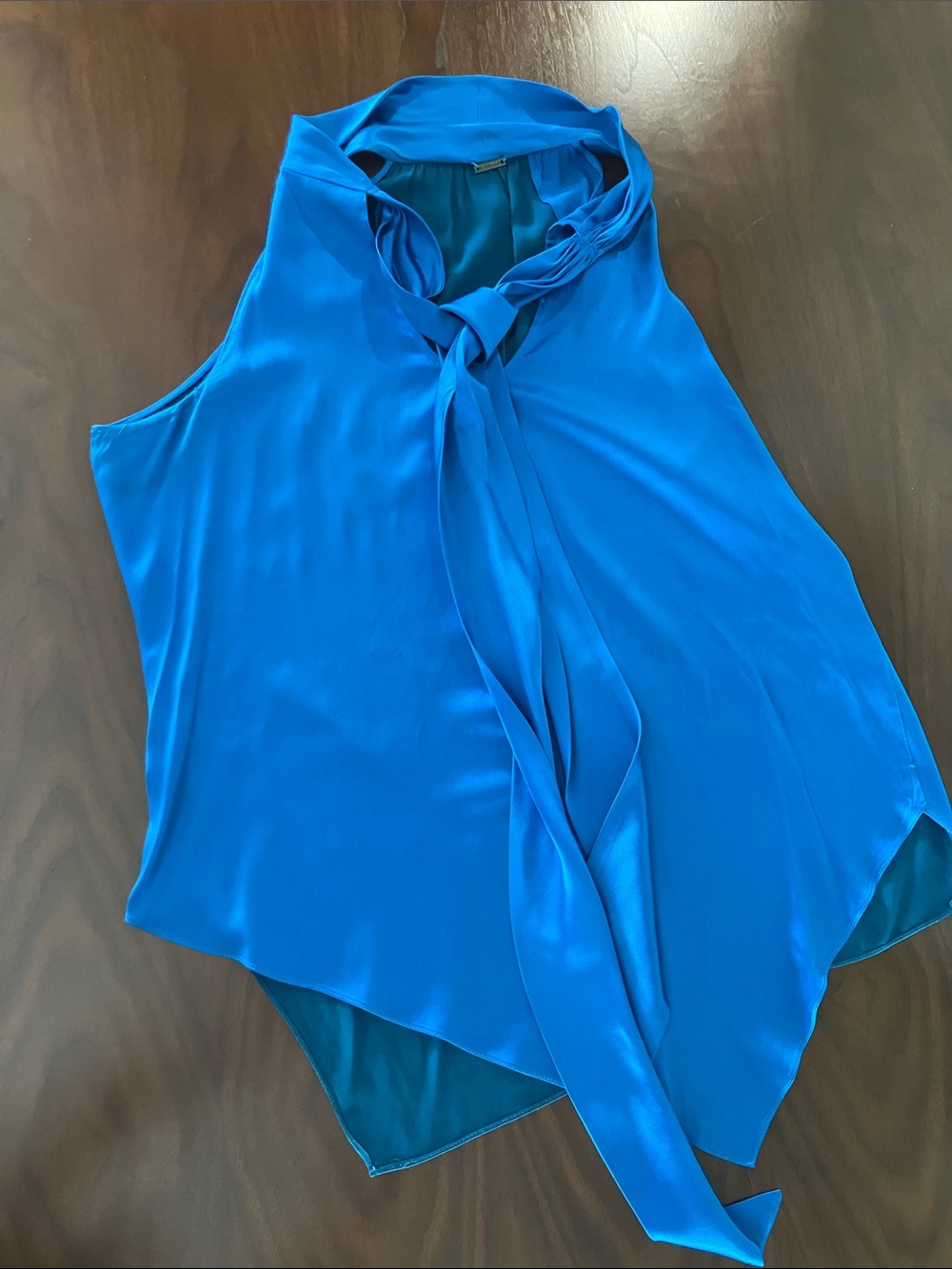 A beautiful silk blouse by Elie TAHARI